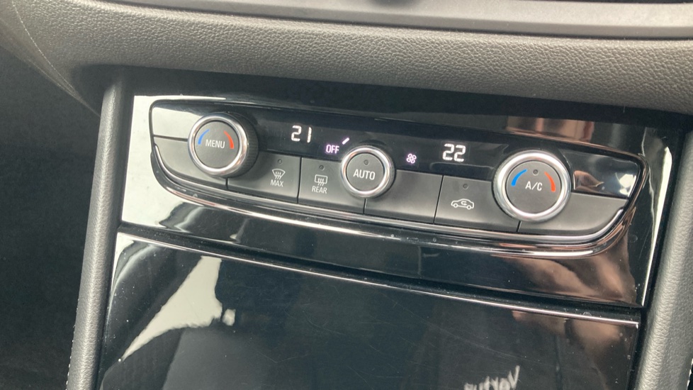 Vauxhall Grandland 1.2 Turbo GS Line 5dr Petrol Hatchback - Image 27