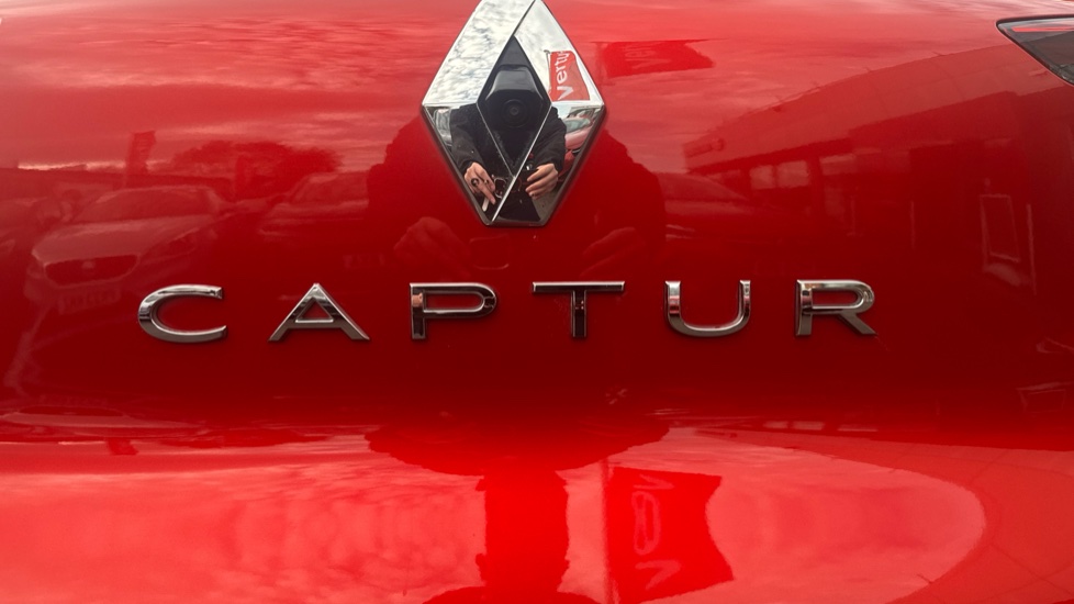 Renault Captur 1.0 TCE 90 S Edition 5dr Petrol Hatchback - Image 22