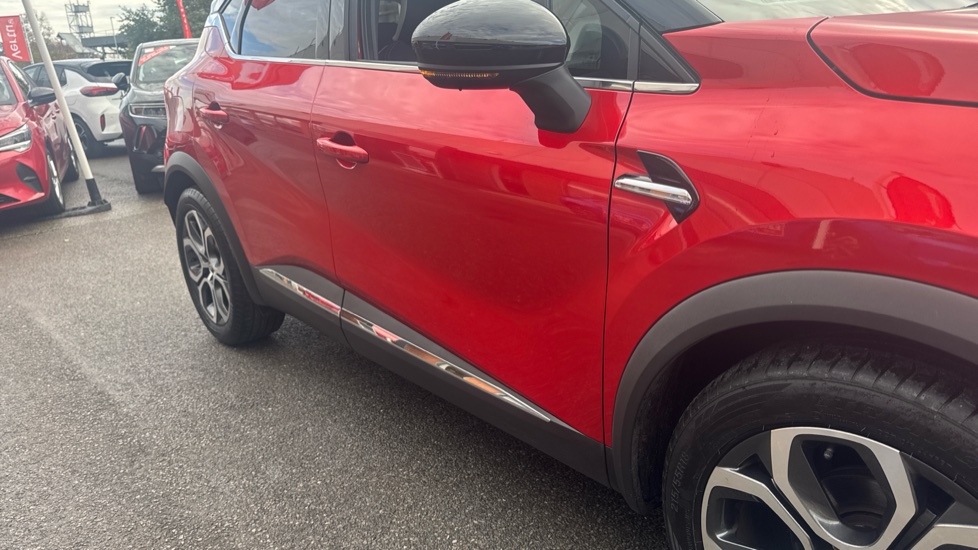 Renault Captur 1.0 TCE 90 S Edition 5dr Petrol Hatchback - Image 26