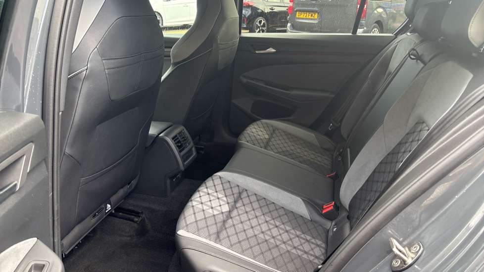 Volkswagen Golf 1.5 TSI 150 R-Line 5dr Petrol Hatchback - Image 16