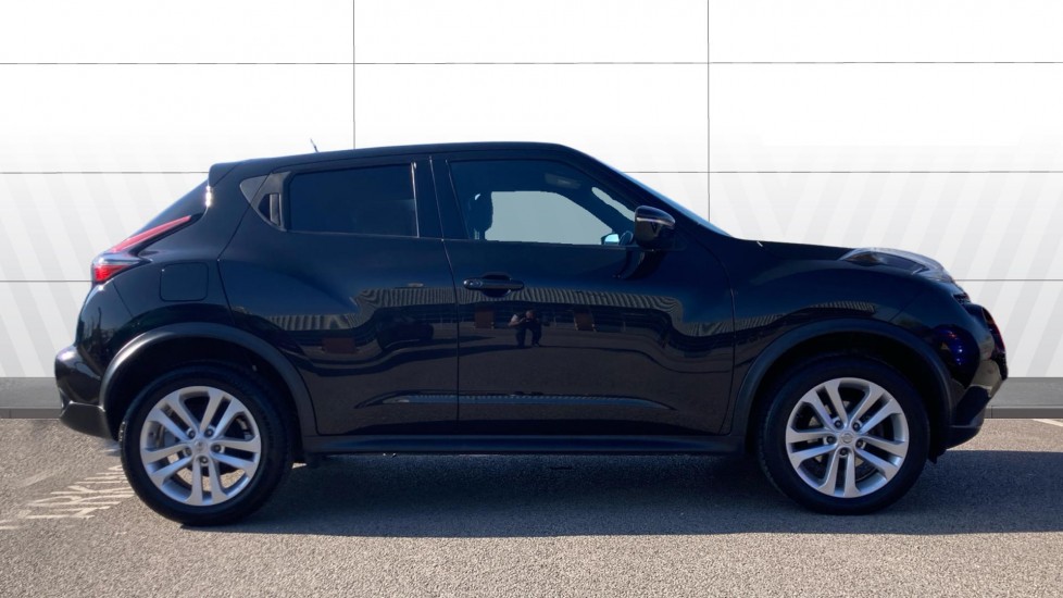 Nissan Juke 1.5 dCi N-Connecta 5dr Diesel Hatchback - Image 5