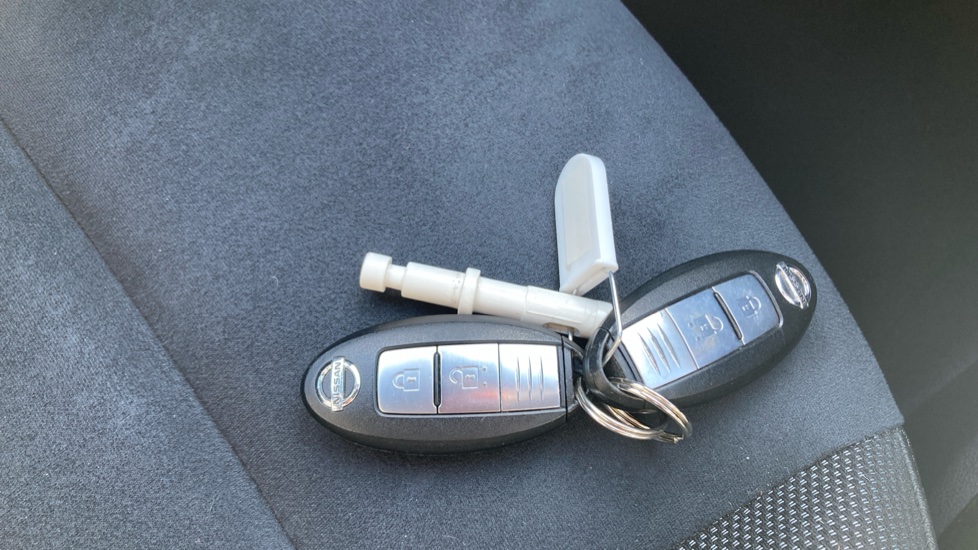 Nissan Juke 1.5 dCi N-Connecta 5dr Diesel Hatchback - Image 20