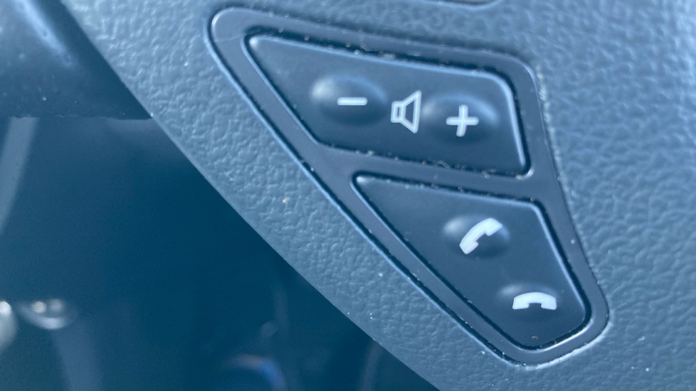 Nissan Juke 1.5 dCi N-Connecta 5dr Diesel Hatchback - Image 37