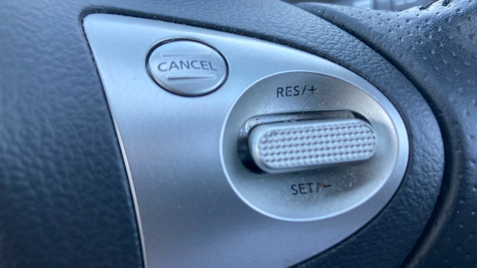 Nissan Juke 1.5 dCi N-Connecta 5dr Diesel Hatchback - Image 38