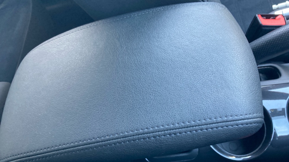 Nissan Juke 1.5 dCi N-Connecta 5dr Diesel Hatchback - Image 47