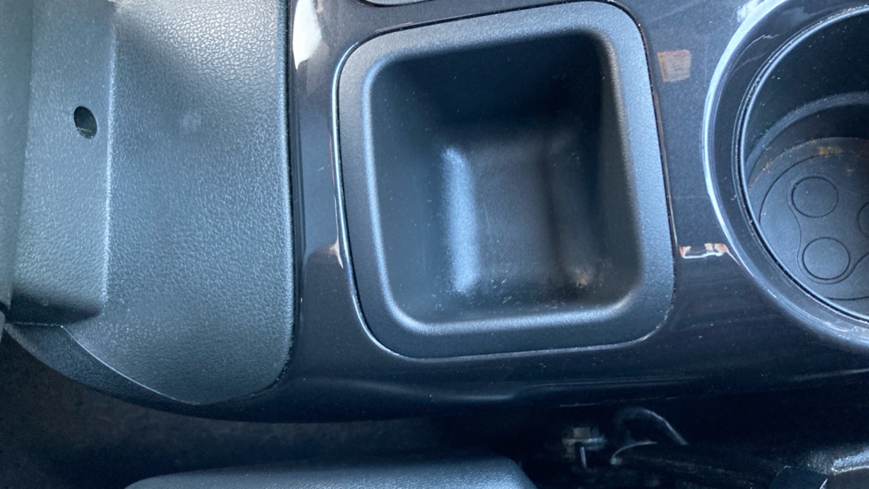 Nissan Juke 1.5 dCi N-Connecta 5dr Diesel Hatchback - Image 48
