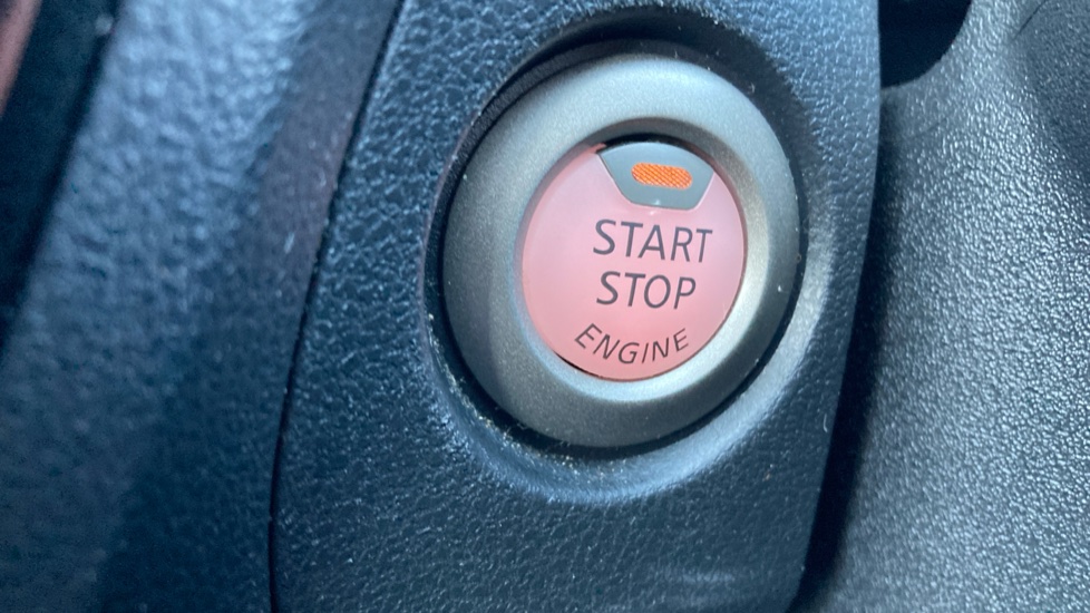 Nissan Juke 1.5 dCi N-Connecta 5dr Diesel Hatchback - Image 51