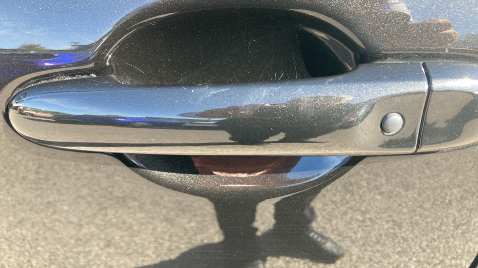Nissan Juke 1.5 dCi N-Connecta 5dr Diesel Hatchback - Image 70