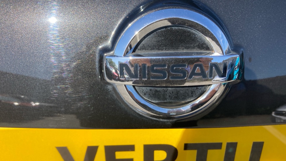 Nissan Juke 1.5 dCi N-Connecta 5dr Diesel Hatchback - Image 74