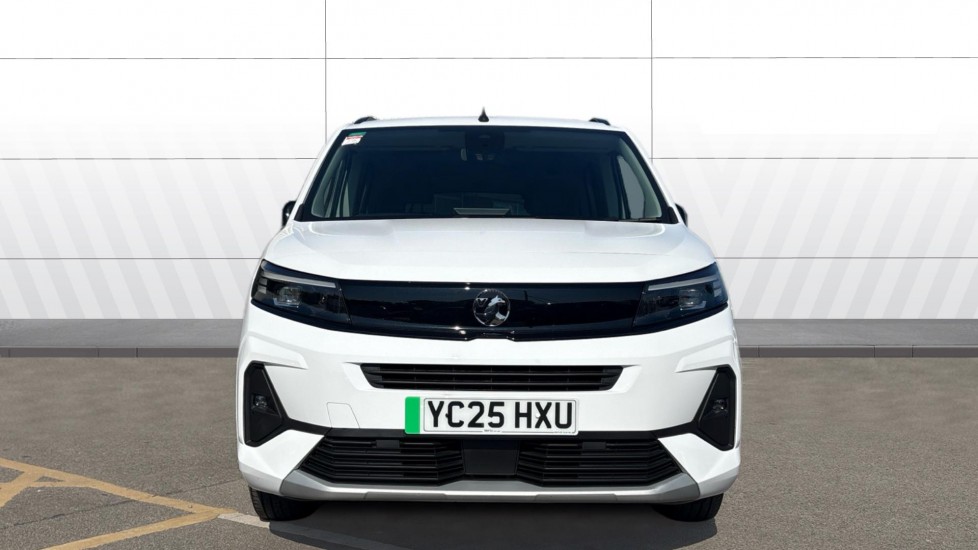 Vauxhall Combo Life 100kW Ultimate XL 50kWh 5dr Auto Electric Estate - Image 3