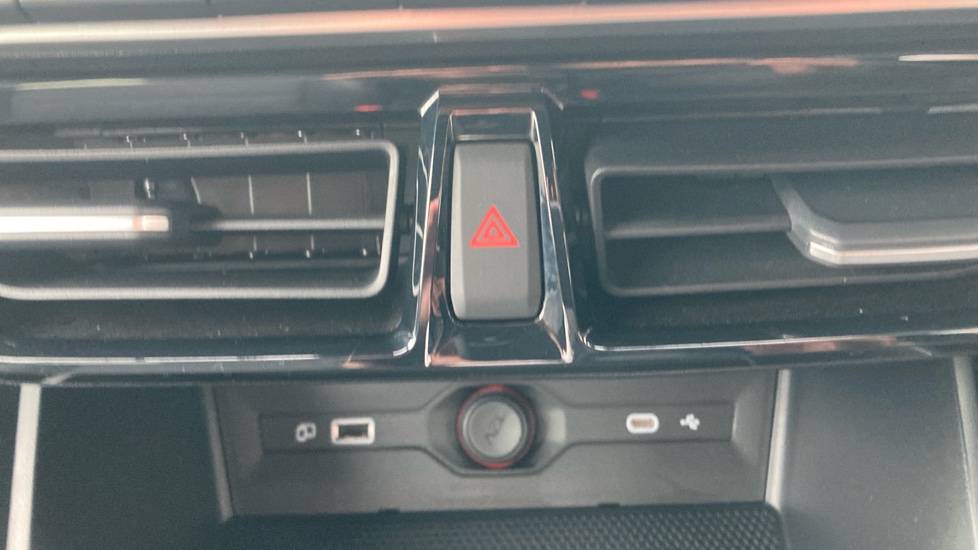 MG MG3 1.5 Hybrid Trophy 5dr Auto Hybrid Hatchback - Image 34