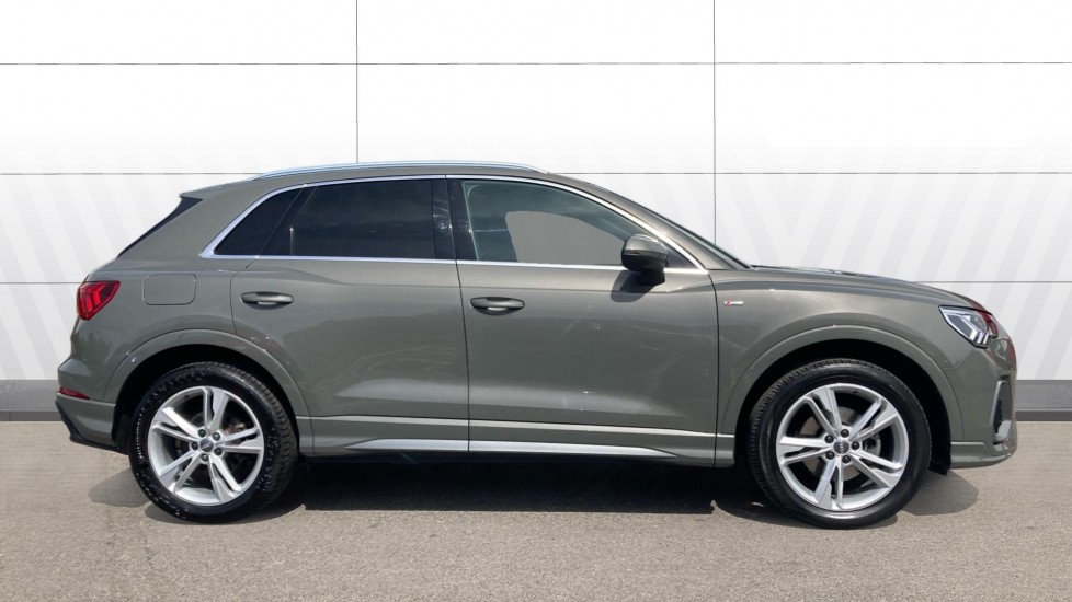 Audi Q3 35 TFSI S Line 5dr S Tronic Petrol Estate - Image 5