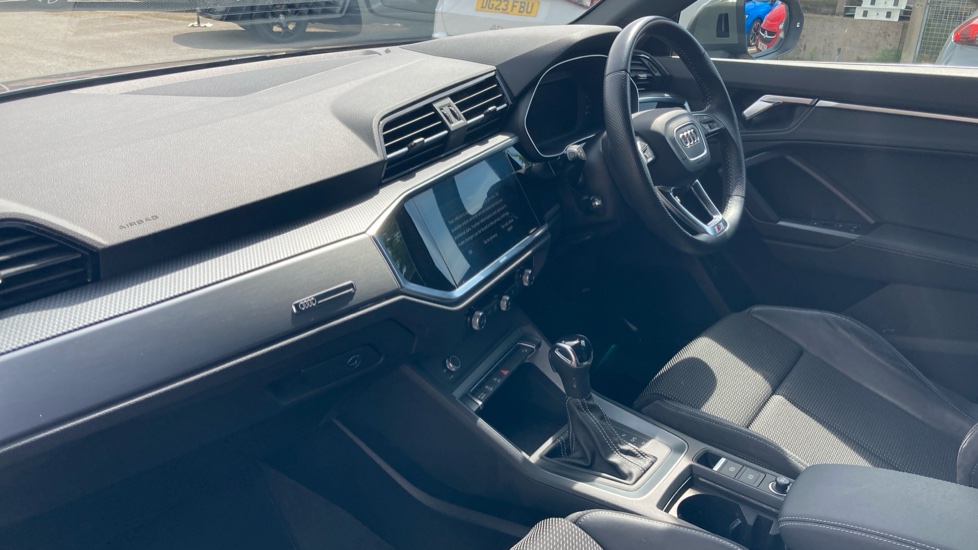 Audi Q3 35 TFSI S Line 5dr S Tronic Petrol Estate - Image 9