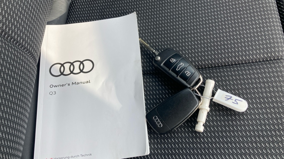 Audi Q3 35 TFSI S Line 5dr S Tronic Petrol Estate - Image 19
