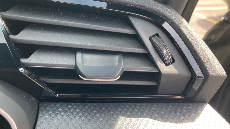 Audi Q3 35 TFSI S Line 5dr S Tronic Petrol Estate - Image 47