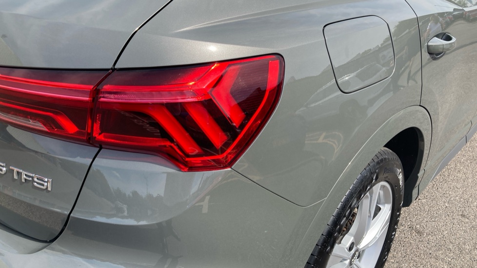 Audi Q3 35 TFSI S Line 5dr S Tronic Petrol Estate - Image 59