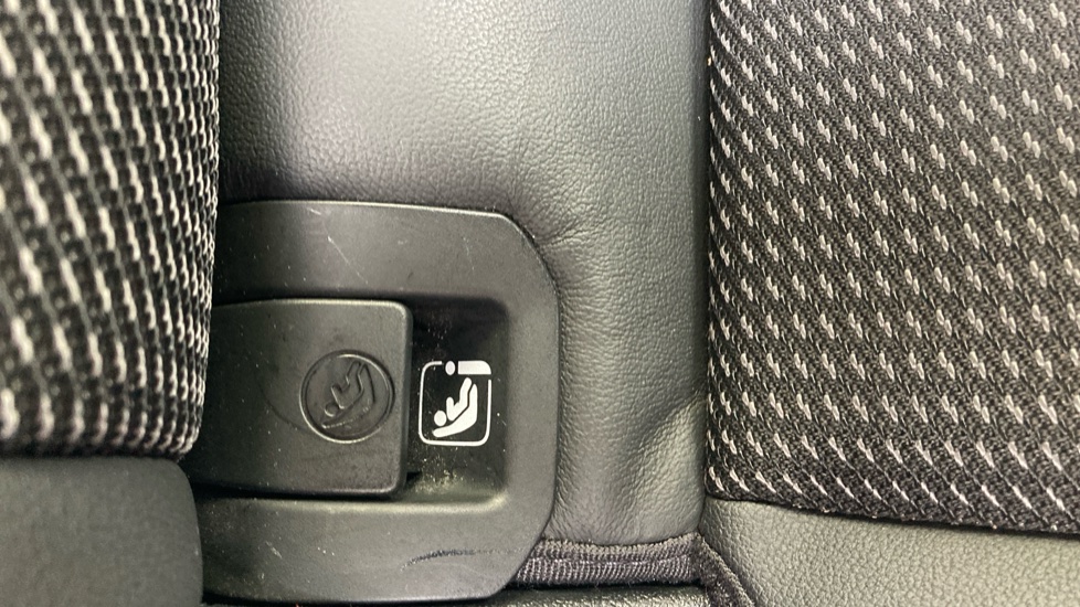 Audi Q3 35 TFSI S Line 5dr S Tronic Petrol Estate - Image 65