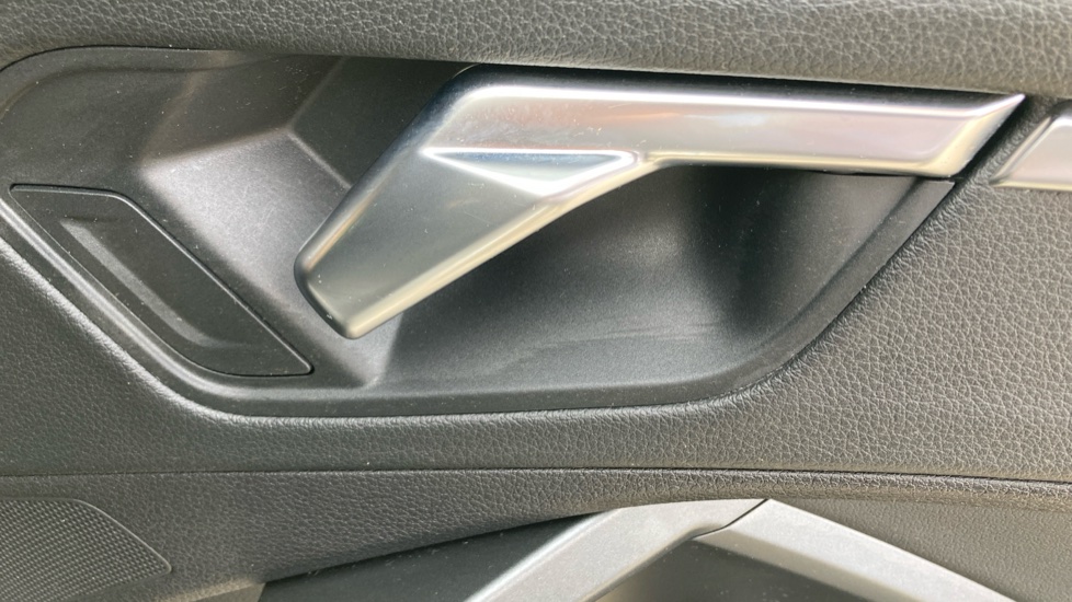Audi Q3 35 TFSI S Line 5dr S Tronic Petrol Estate - Image 67
