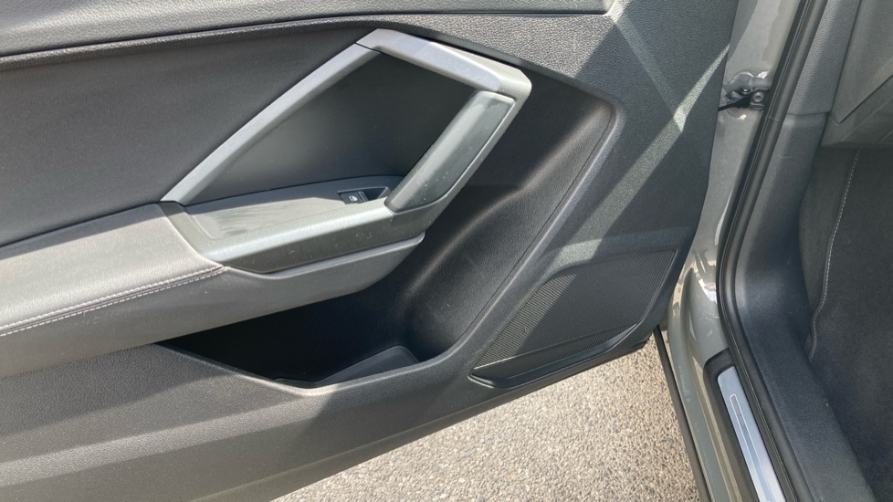 Audi Q3 35 TFSI S Line 5dr S Tronic Petrol Estate - Image 79