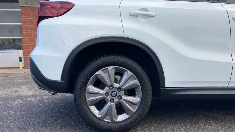 Suzuki Vitara 1.4 Boosterjet 48V Hybrid SZ-T 5dr Petrol Estate - Image 7
