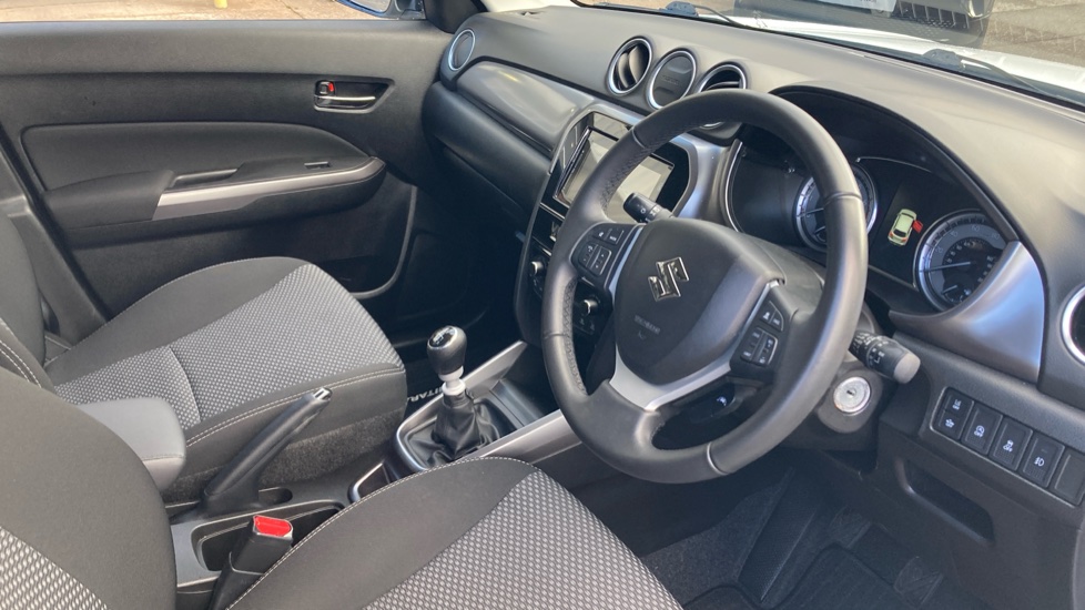 Suzuki Vitara 1.4 Boosterjet 48V Hybrid SZ-T 5dr Petrol Estate - Image 11
