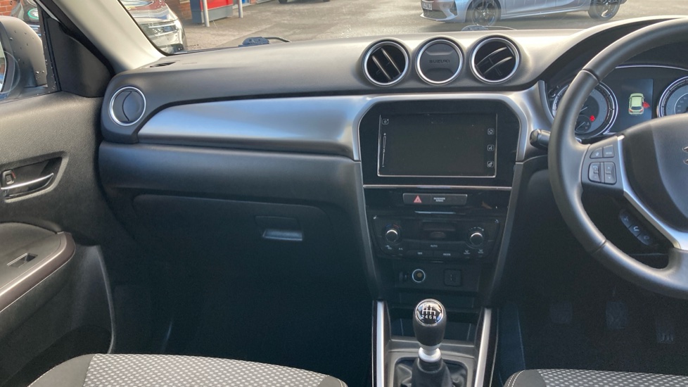 Suzuki Vitara 1.4 Boosterjet 48V Hybrid SZ-T 5dr Petrol Estate - Image 14