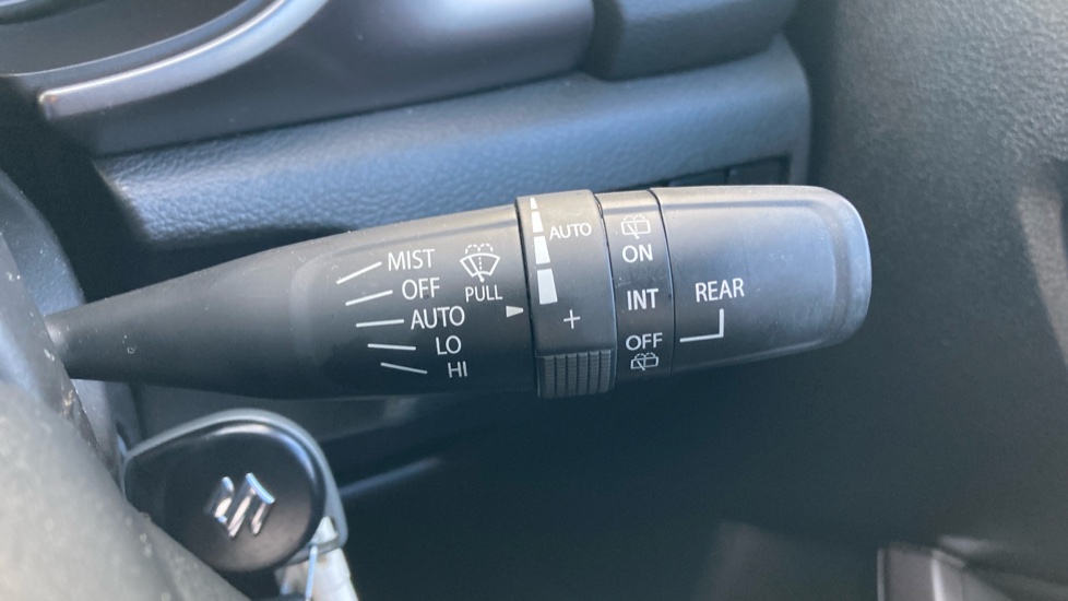 Suzuki Vitara 1.4 Boosterjet 48V Hybrid SZ-T 5dr Petrol Estate - Image 39