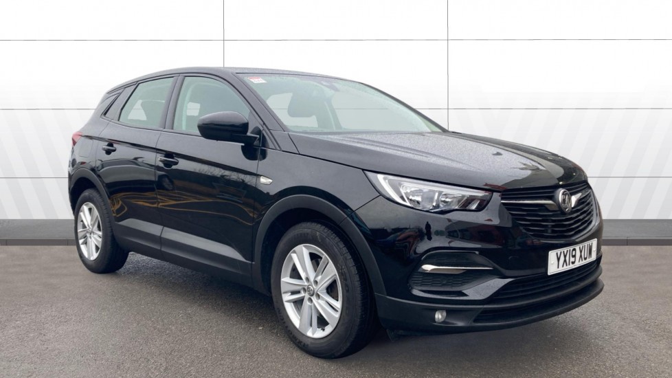Vauxhall Grandland X 1.2 Turbo SE 5dr Petrol Hatchback - Image 1