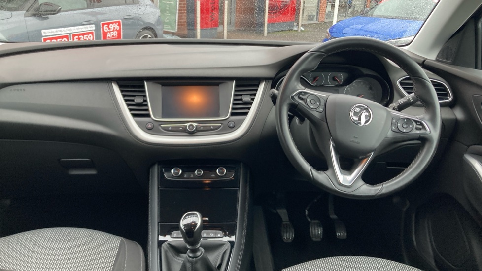 Vauxhall Grandland X 1.2 Turbo SE 5dr Petrol Hatchback - Image 10