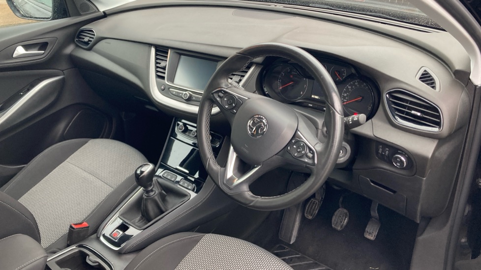 Vauxhall Grandland X 1.2 Turbo SE 5dr Petrol Hatchback - Image 11