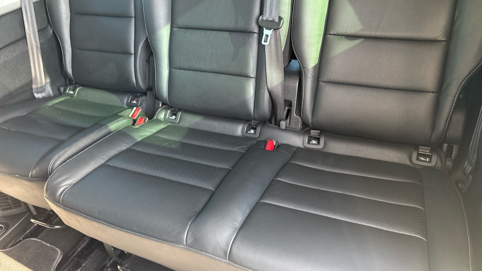 Vauxhall Vivaro Life 100kW Ultimate L 50kWh 5dr Auto Electric Estate - Image 25