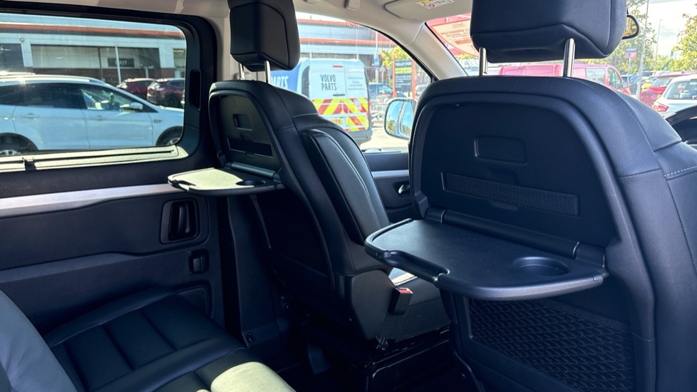 Vauxhall Vivaro Life 100kW Ultimate L 50kWh 5dr Auto Electric Estate - Image 31