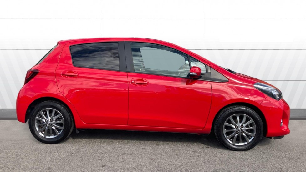 Toyota Yaris 1.33 VVT-i Icon 5dr Petrol Hatchback - Image 5