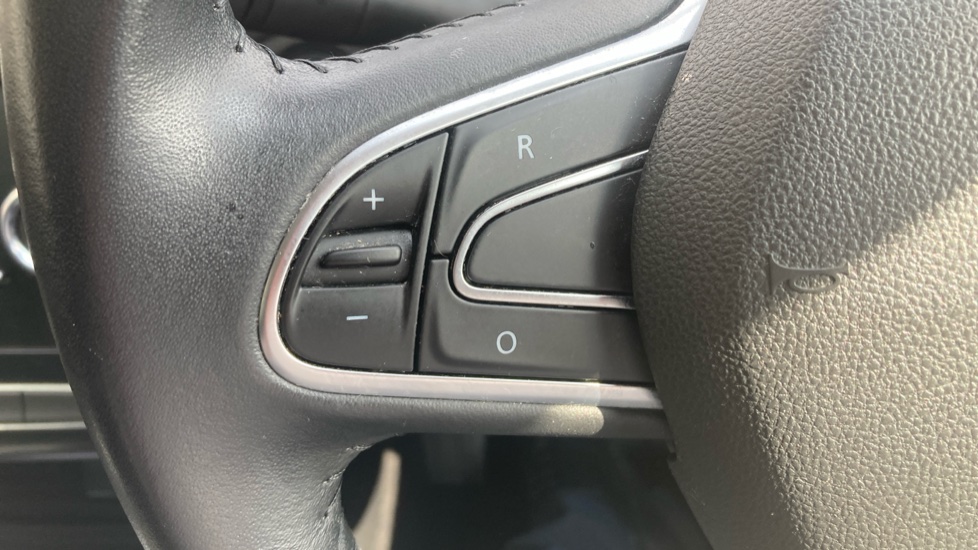 Renault Megane 1.3 TCE Iconic 5dr Petrol Hatchback - Image 39