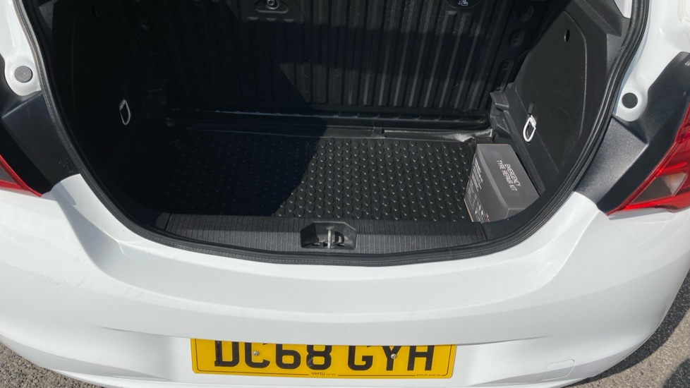 Vauxhall Corsa 1.4 [75] Energy 5dr [AC] Petrol Hatchback - Image 4