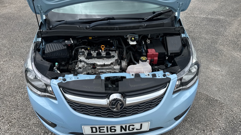 Vauxhall Viva 1.0 SE 5dr [A/C] Petrol Hatchback - Image 8