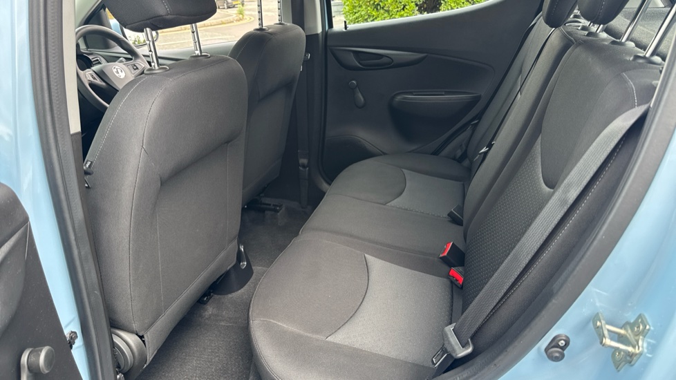 Vauxhall Viva 1.0 SE 5dr [A/C] Petrol Hatchback - Image 16