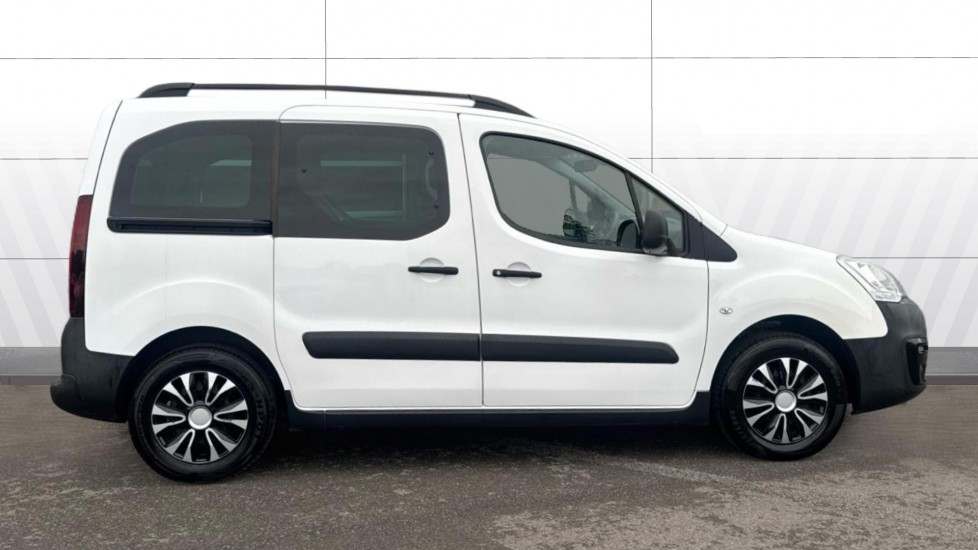 Peugeot Partner Tepee 1.6 BlueHDi 100 Outdoor 5dr ETG Diesel Estate - Image 5
