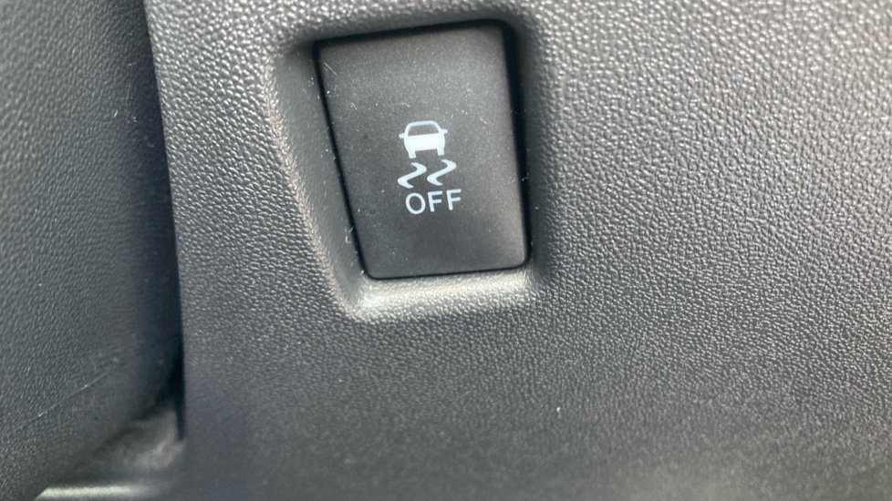 Toyota Aygo 1.0 VVT-i X-Trend 5dr Petrol Hatchback - Image 25