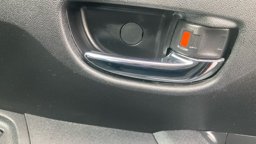 Toyota Aygo 1.0 VVT-i X-Trend 5dr Petrol Hatchback - Image 30