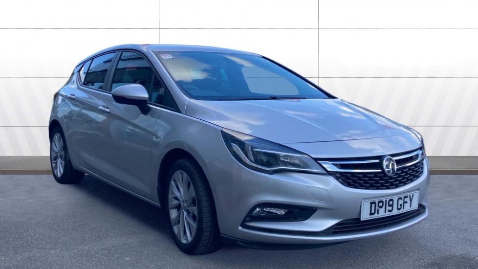 Vauxhall Astra 1.0T ecoTEC Design 5dr Petrol Hatchback - Image 1