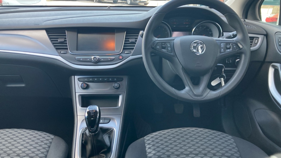 Vauxhall Astra 1.0T ecoTEC Design 5dr Petrol Hatchback - Image 10