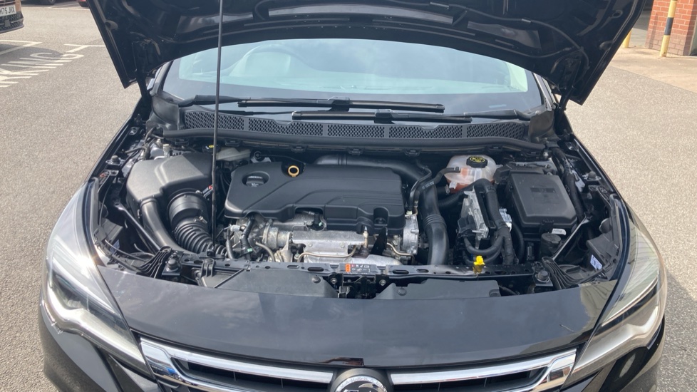 Vauxhall Astra 1.4T 16V 150 SRi 5dr Petrol Estate - Image 8