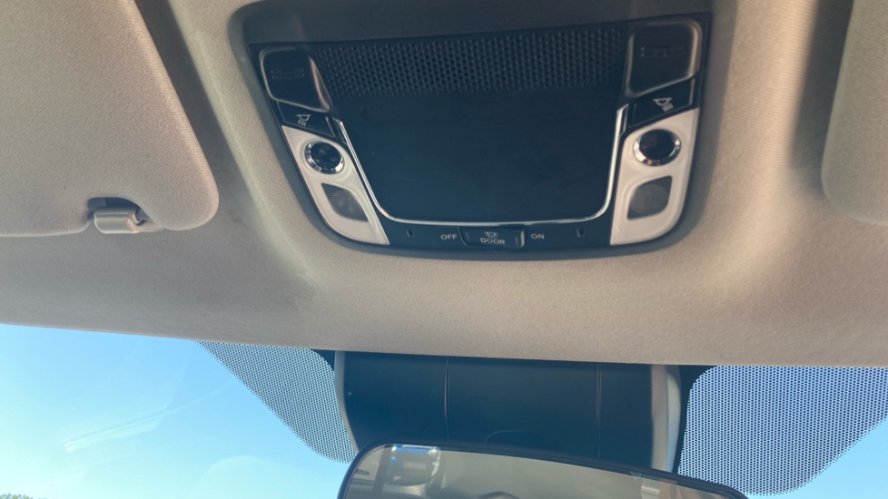 Honda HR-V 1.5 i-VTEC SE 5dr Petrol Hatchback - Image 29
