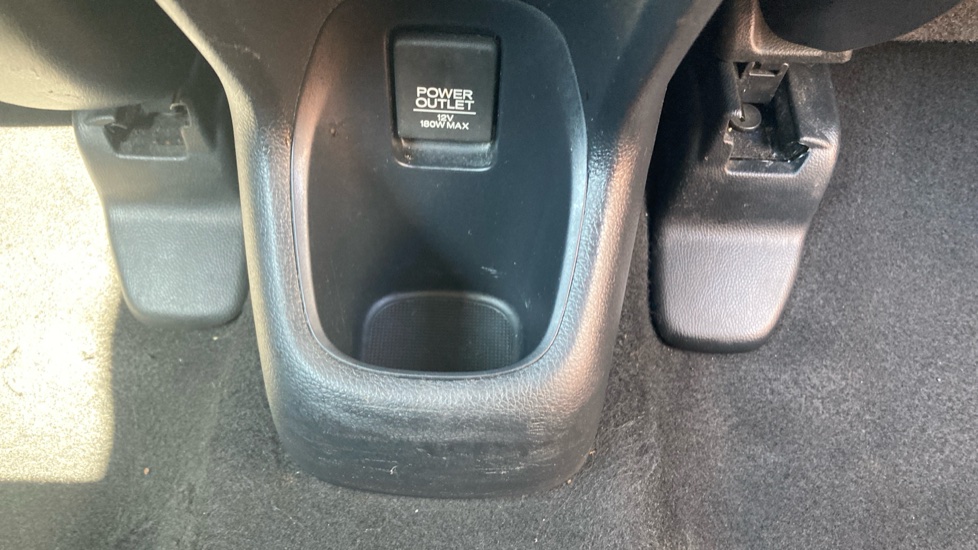 Honda HR-V 1.5 i-VTEC SE 5dr Petrol Hatchback - Image 47