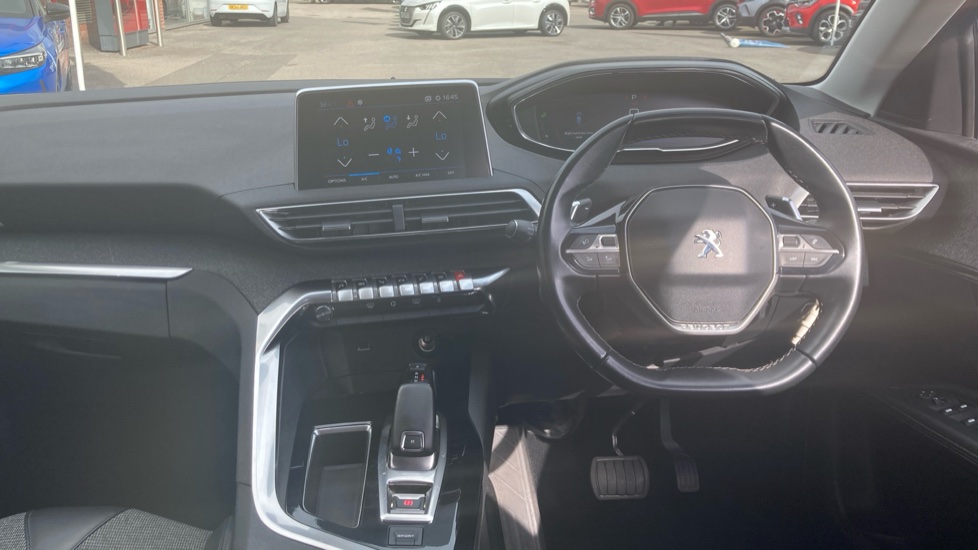 Peugeot 3008 1.2 Puretech Allure 5dr EAT6 Petrol Estate - Image 10