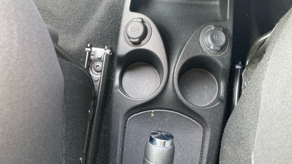 Citroen C3 Picasso 1.2 PureTech Platinum 5dr Petrol Estate - Image 27