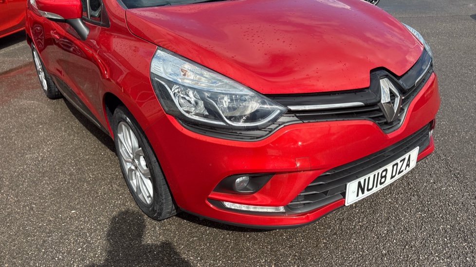Renault Clio 1.2 16V Dynamique Nav 5dr Petrol Hatchback - Image 40