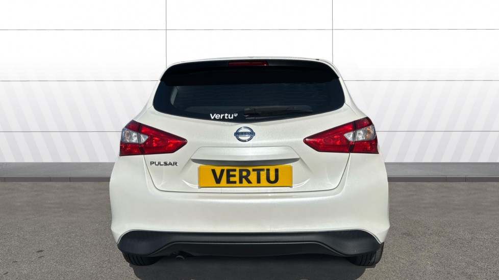 Nissan Pulsar 1.2 DiG-T Acenta 5dr Petrol Hatchback - Image 6