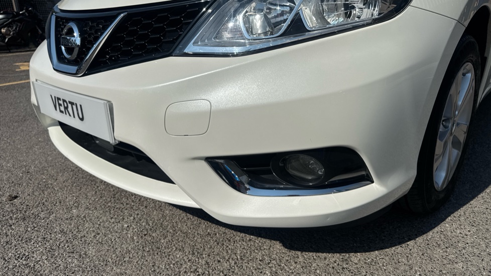 Nissan Pulsar 1.2 DiG-T Acenta 5dr Petrol Hatchback - Image 22
